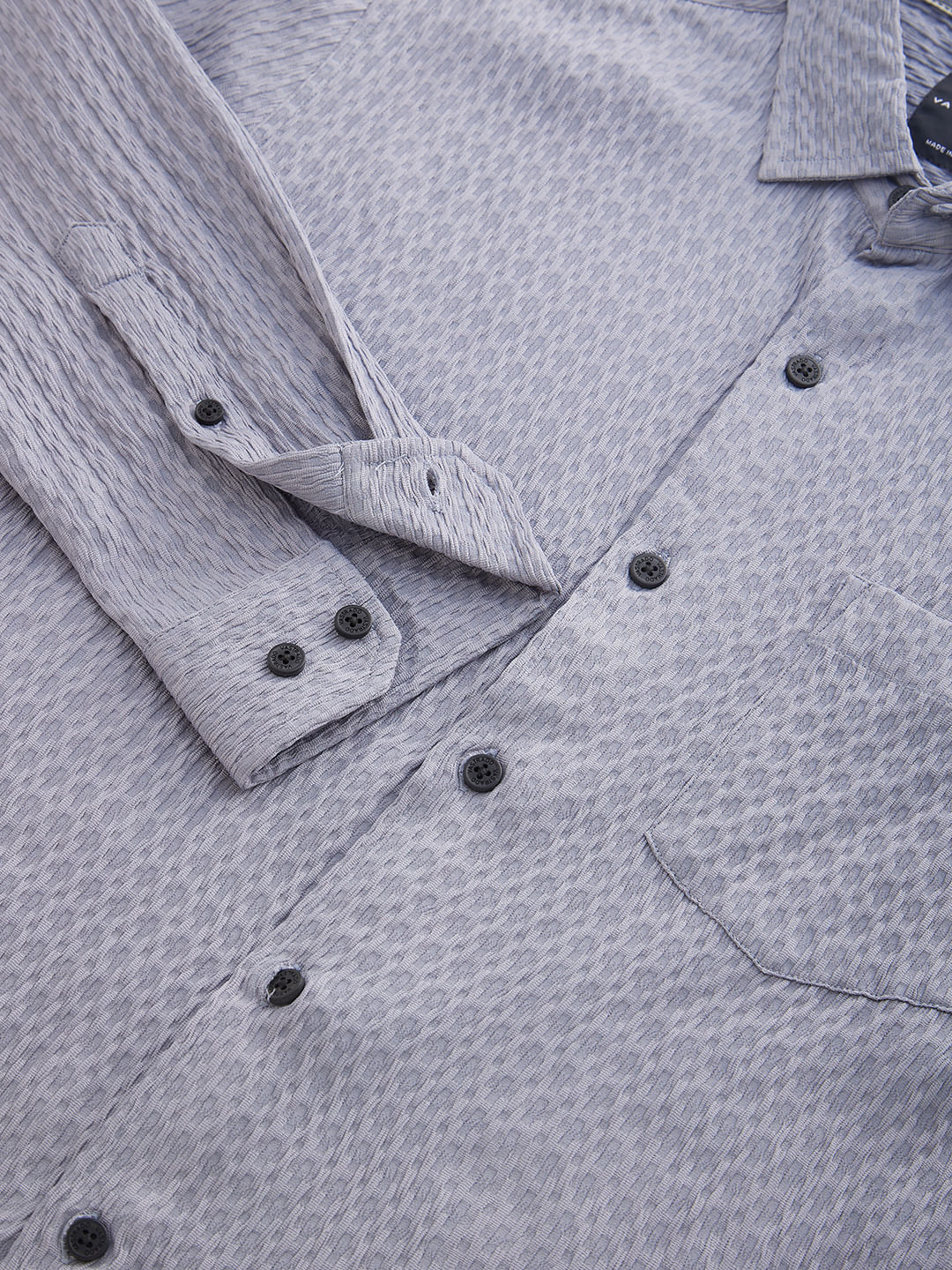 Aesthetic Grey Contour Patterned Shirt - Image 3