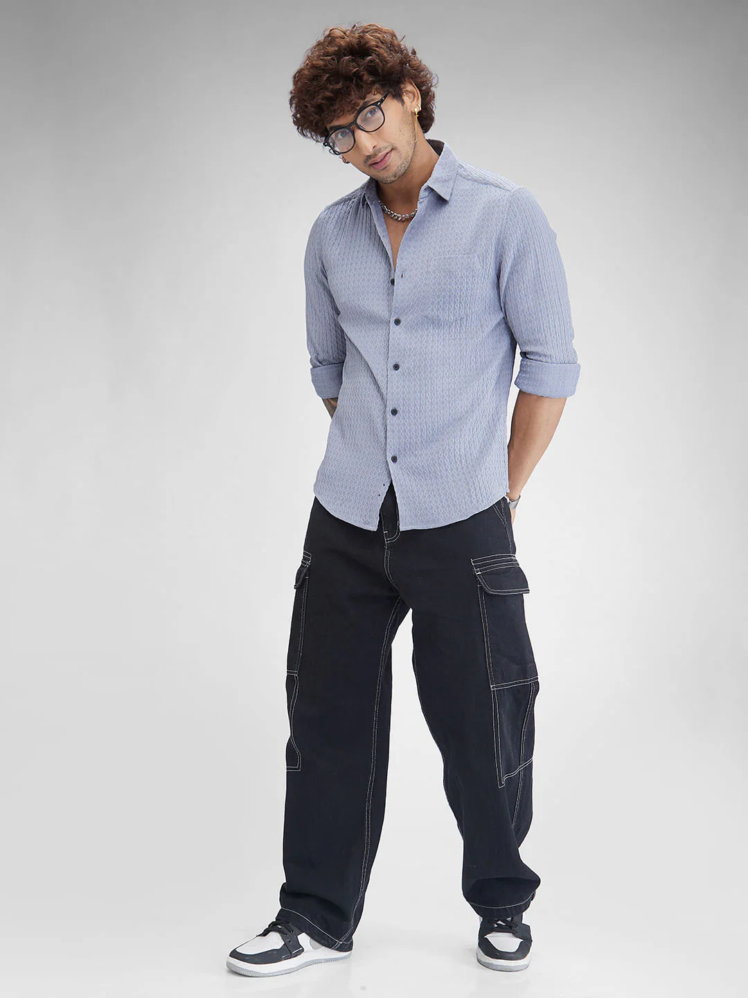 Aesthetic Grey Contour Patterned Shirt - Image 8