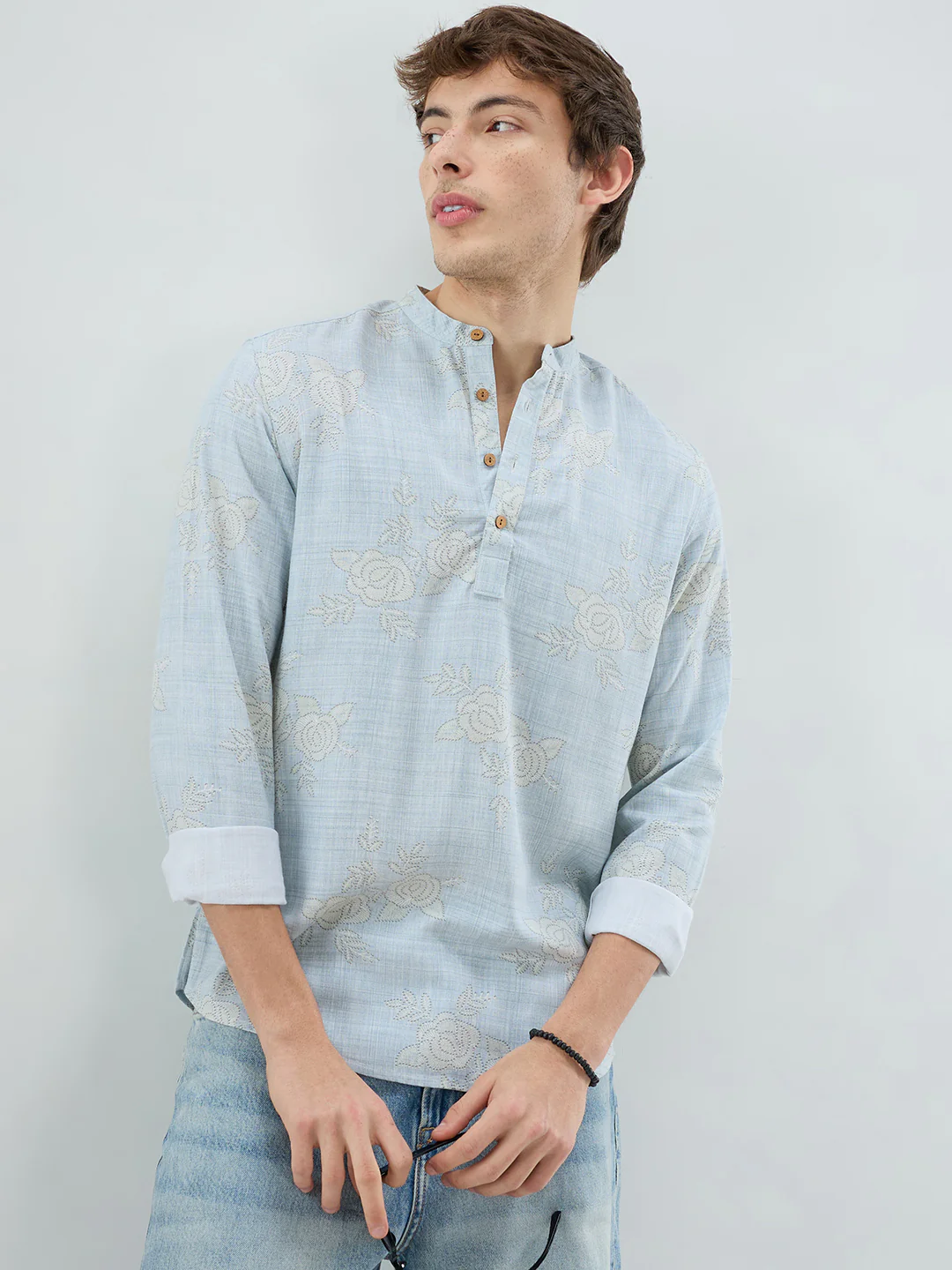 Artistic Blue Floral Printed Kurta - Image 2