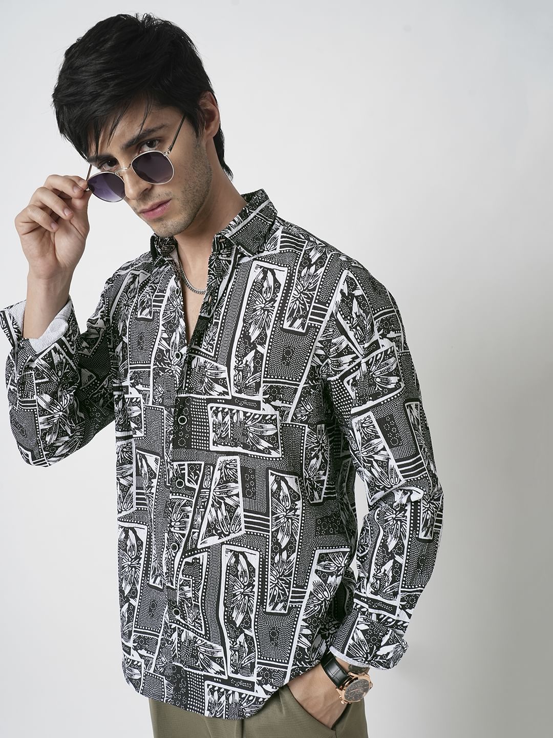 Black & White Abstract Printed Textured Shirt - Image 6