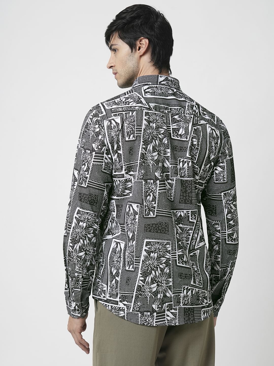 Black & White Abstract Printed Textured Shirt - Image 7