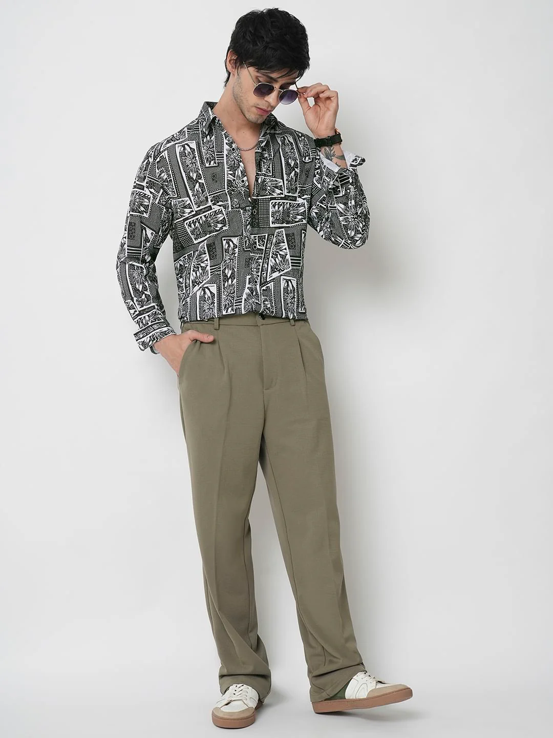 Black & White Abstract Printed Textured Shirt - Image 8