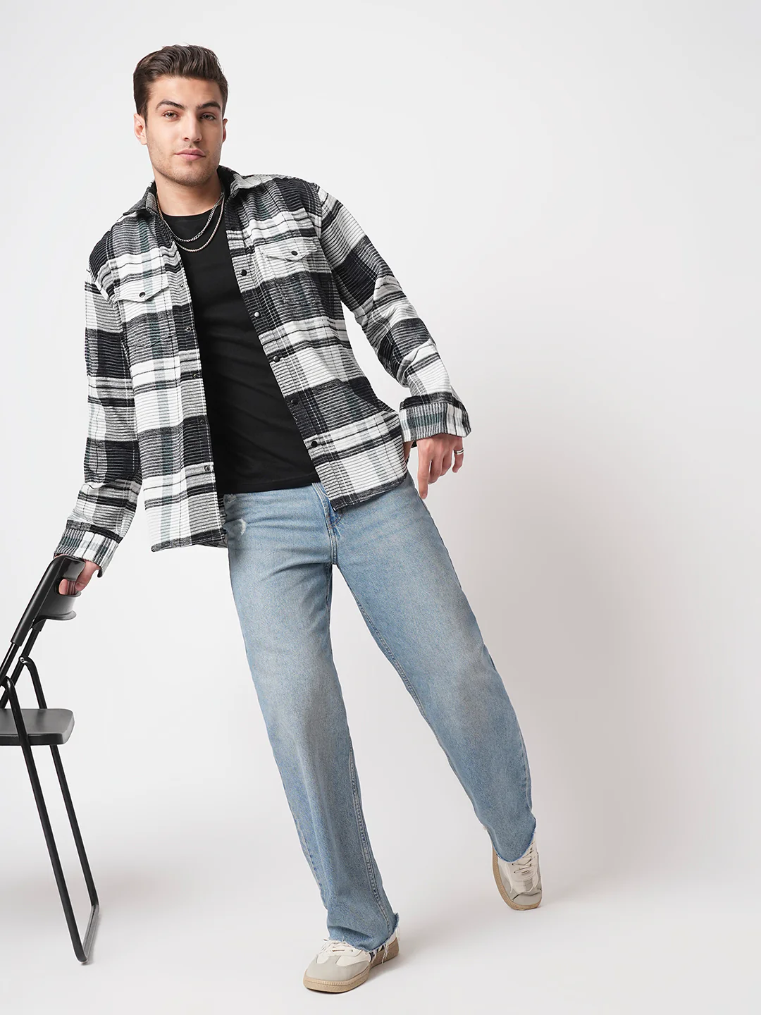 Black & Green Checkered Double Flap Pocket Textured Overshirt - Image 8