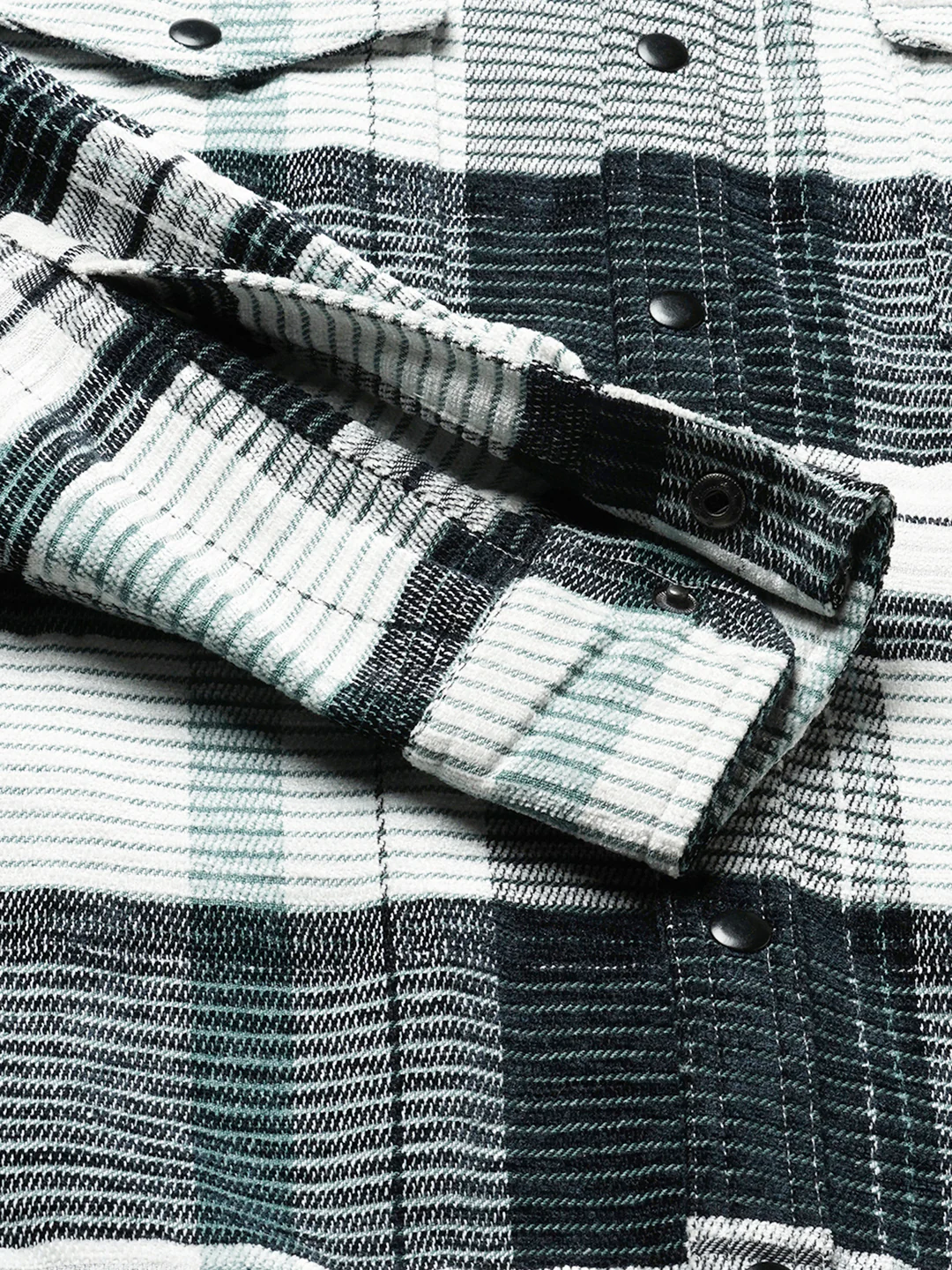 Black & Green Checkered Double Flap Pocket Textured Overshirt - Image 9