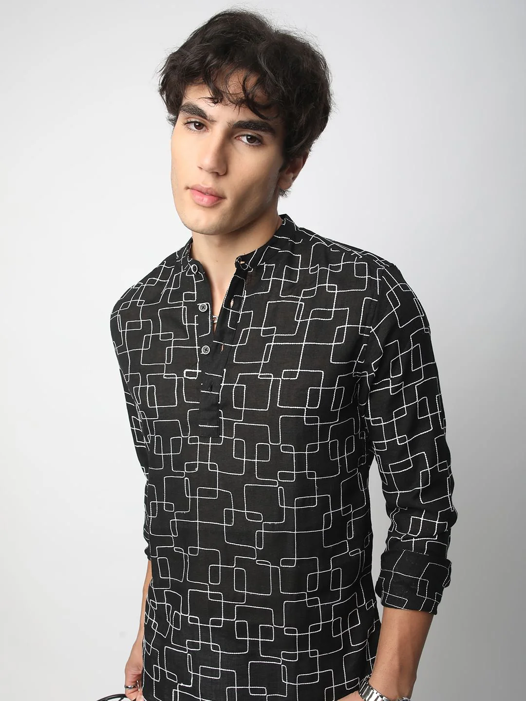 Black Maze Contrast Embroidered Kurta - Image 2
