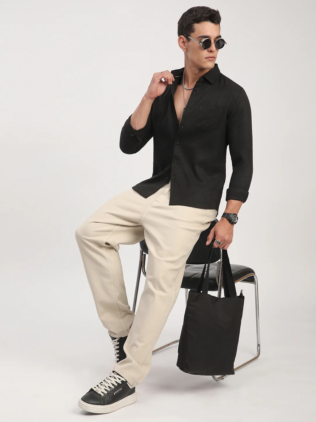 Black Minimalist Solid Crinkled Shirt - Image 8