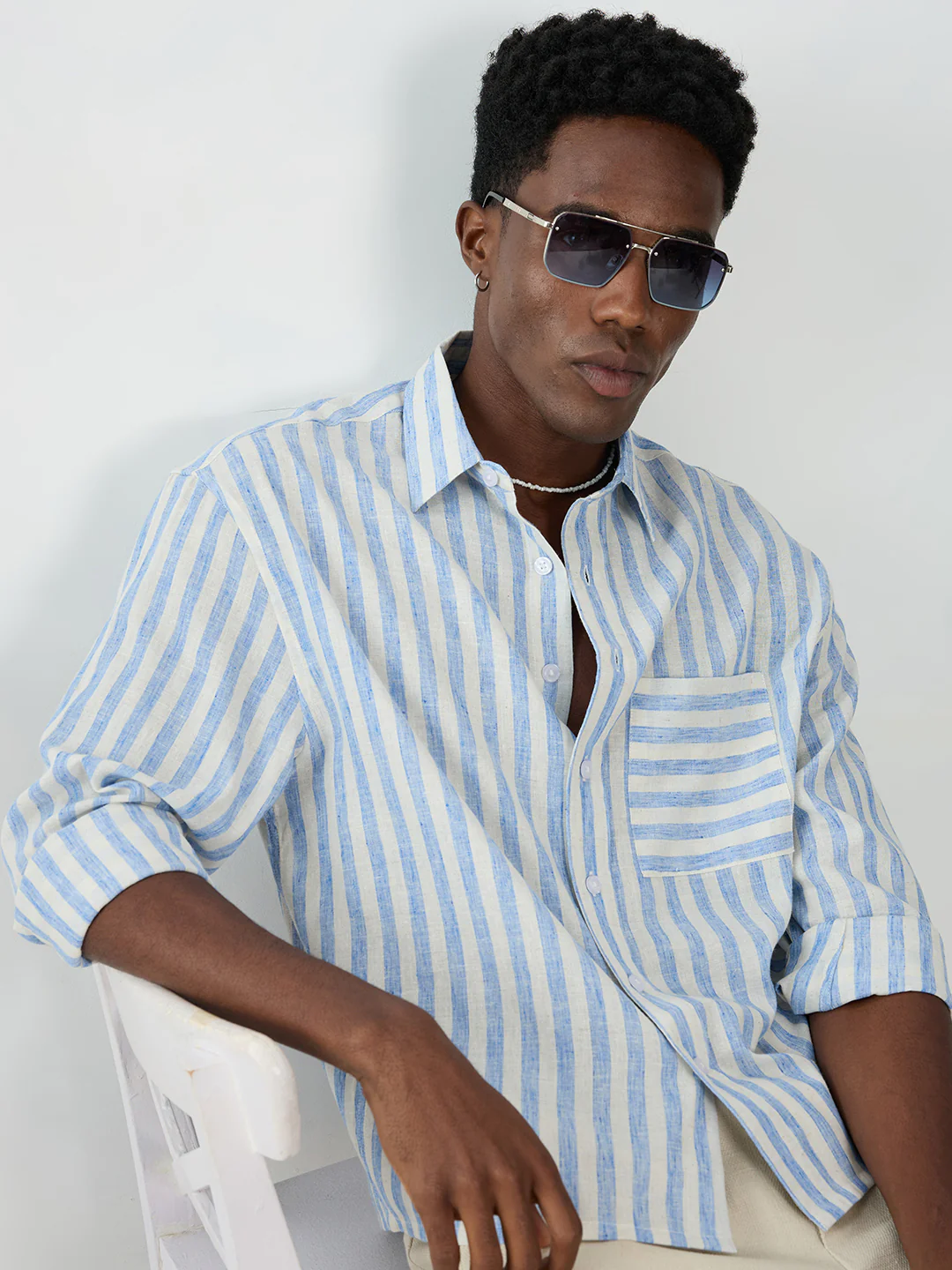 Blue & Off-White Striped Boxy Fit Crop Shirt - Image 4