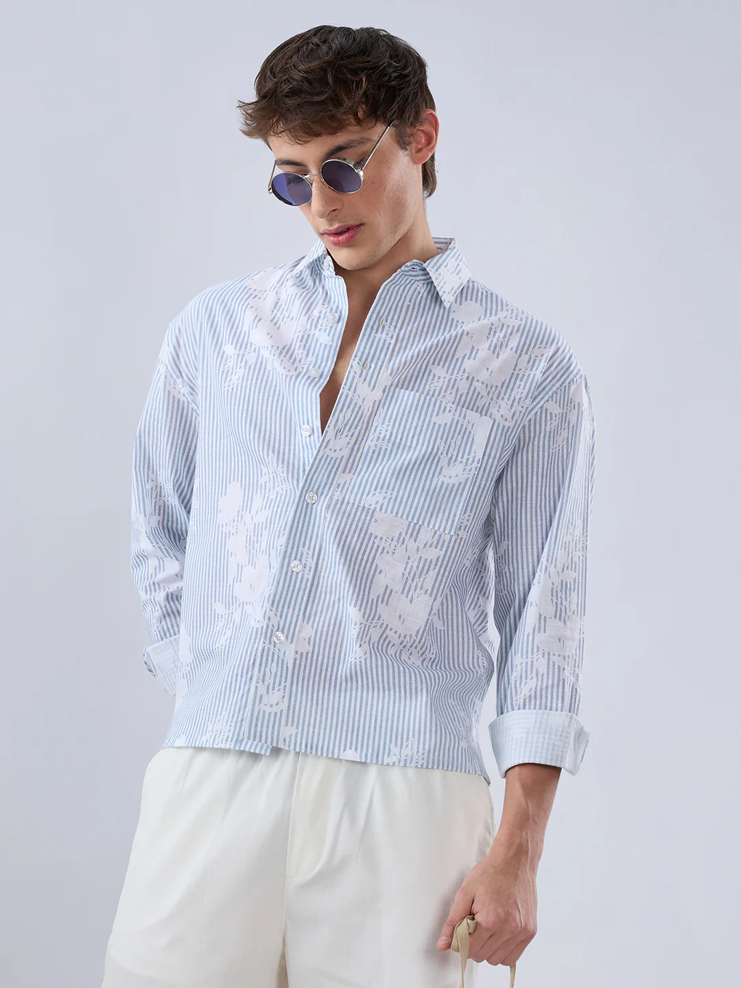 Blue & White Contemporary Floral Boxy Fit Crop Shirt - Image 2