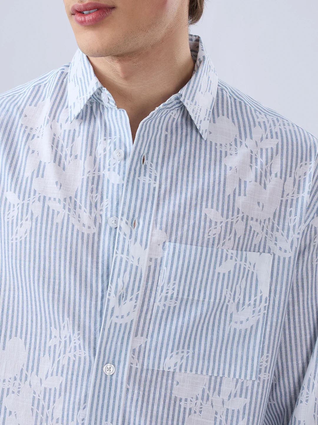 Blue & White Contemporary Floral Boxy Fit Crop Shirt - Image 3