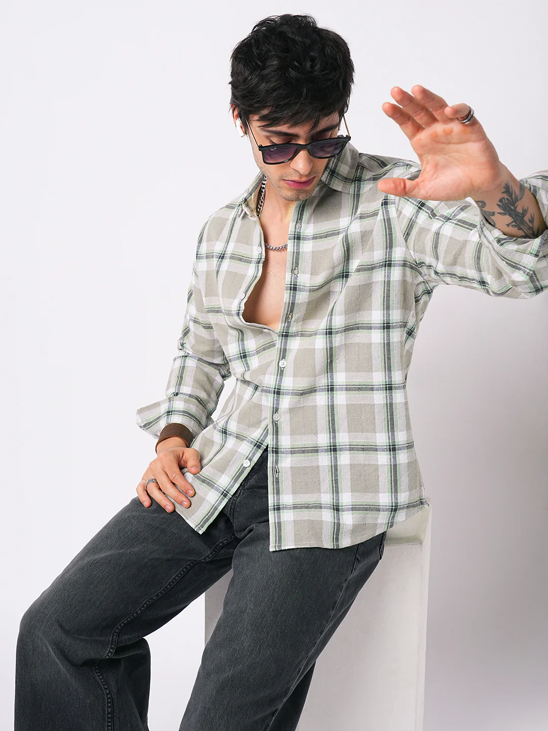 Premium Cotton Burlap Grey & Navy Plaid Checks Textured Shirt - Image 2