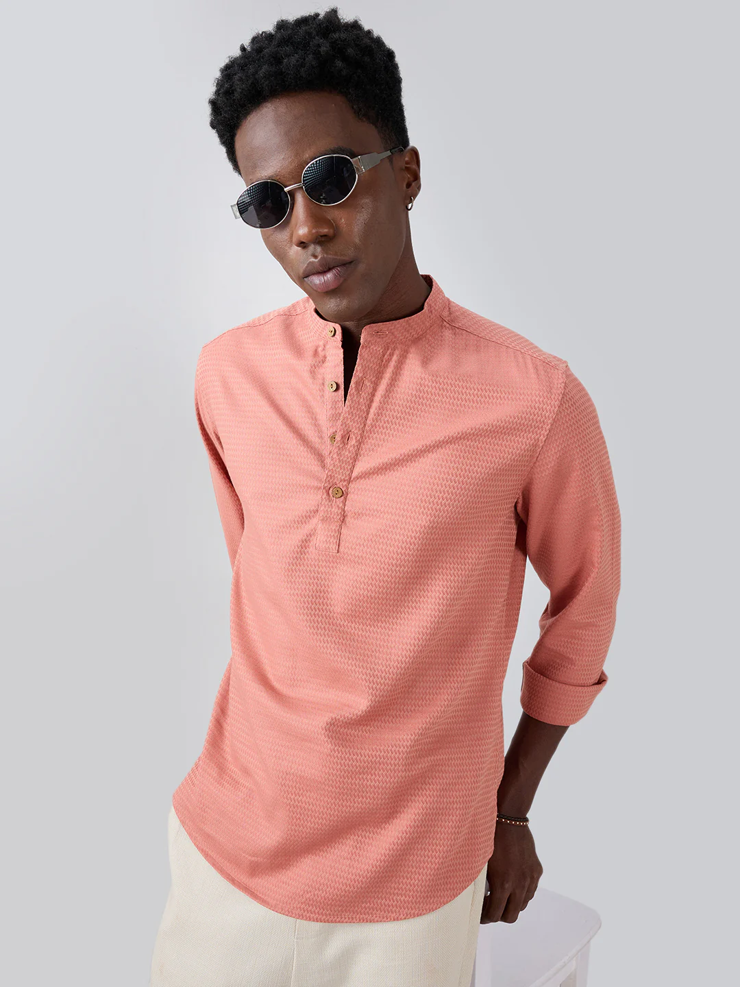 Creamy Peach Wavy Textured Kurta - Image 4