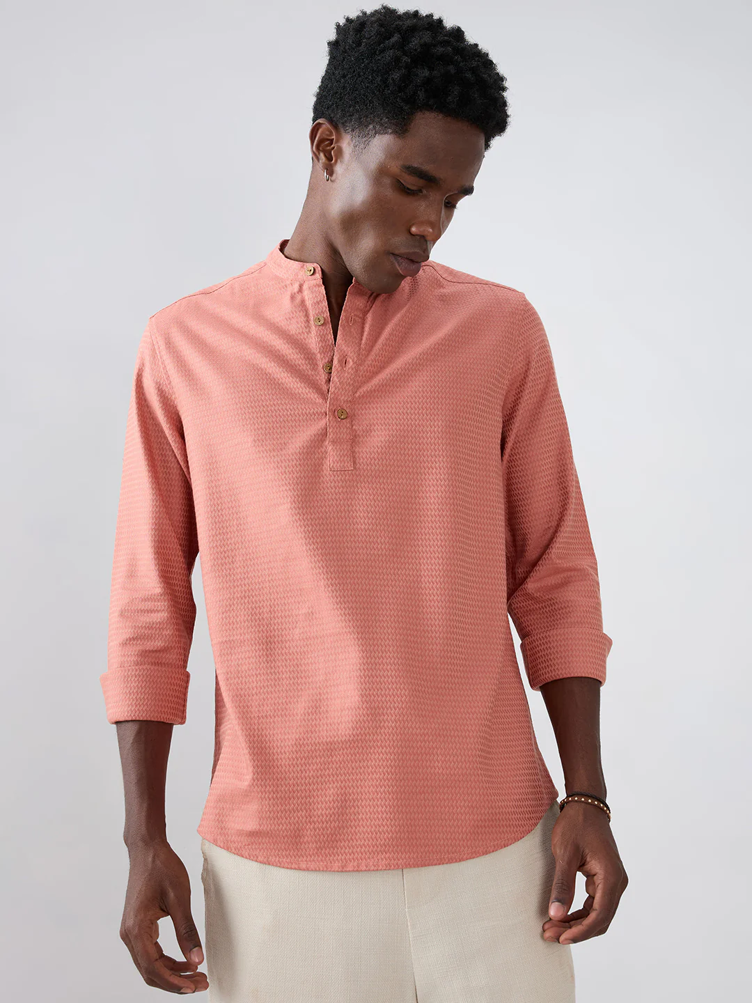 Creamy Peach Wavy Textured Kurta - Image 5