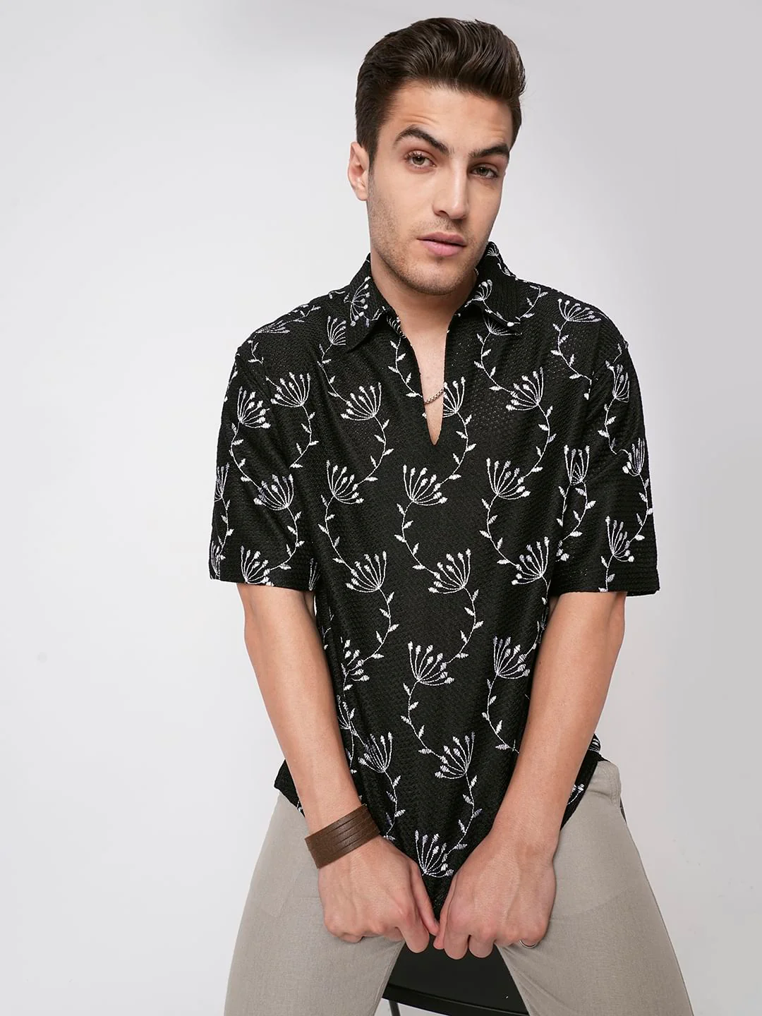 Dandelion Black Embroidered Crochet Oversized Polo Shirt - Image 4