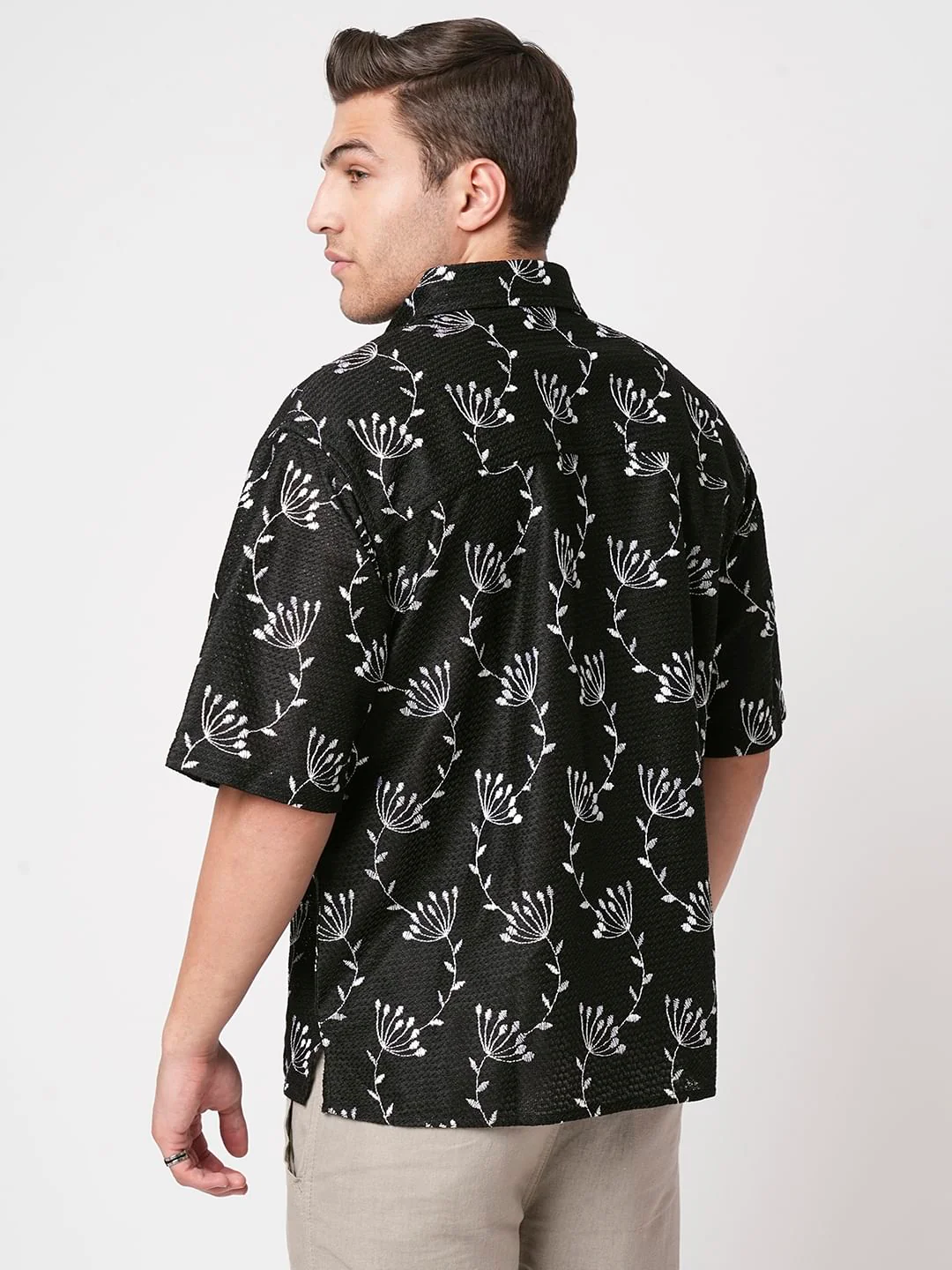 Dandelion Black Embroidered Crochet Oversized Polo Shirt - Image 7