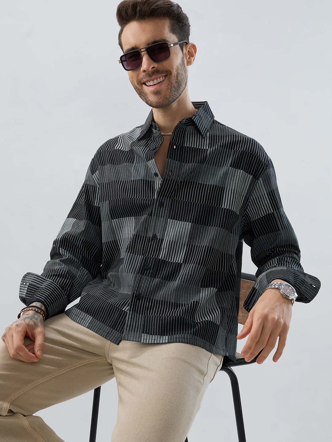 Distinguished Monochrome Maestro Contrast Stripe Boxy Fit Crop Shirt - Image 4