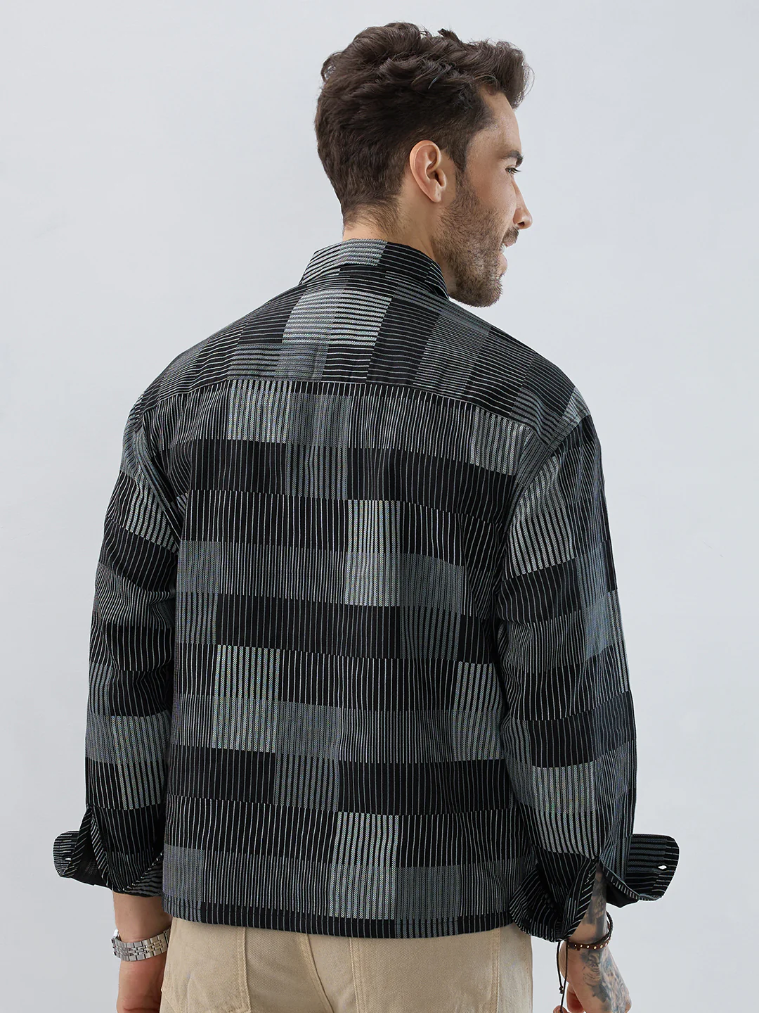 Distinguished Monochrome Maestro Contrast Stripe Boxy Fit Crop Shirt - Image 7
