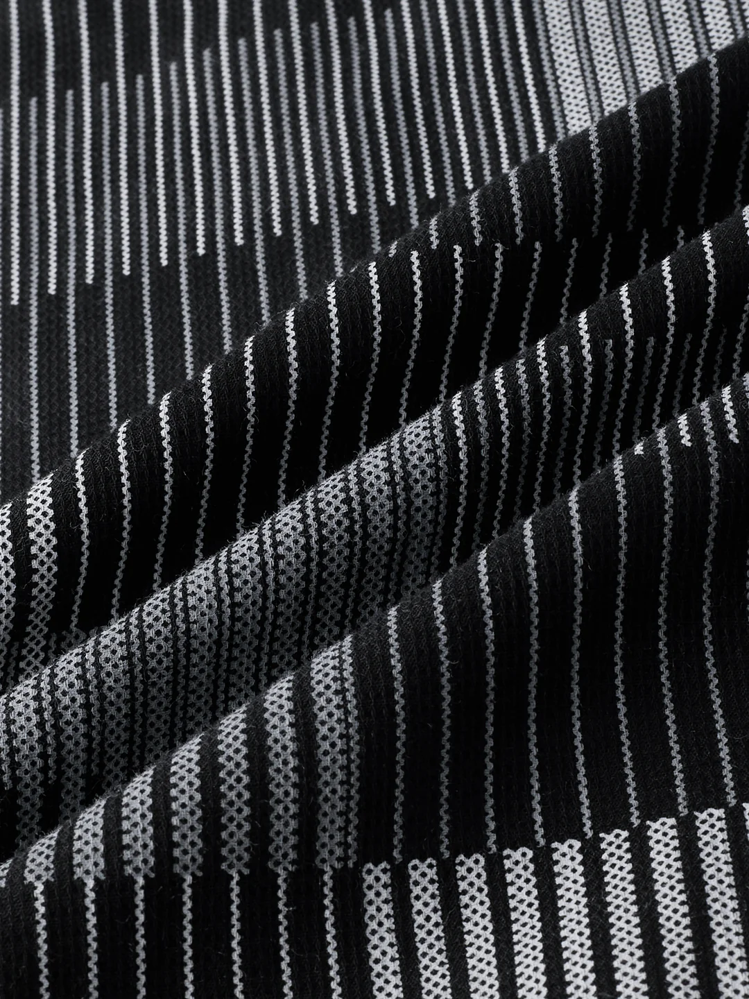 Distinguished Monochrome Maestro Contrast Stripe Boxy Fit Crop Shirt - Image 9