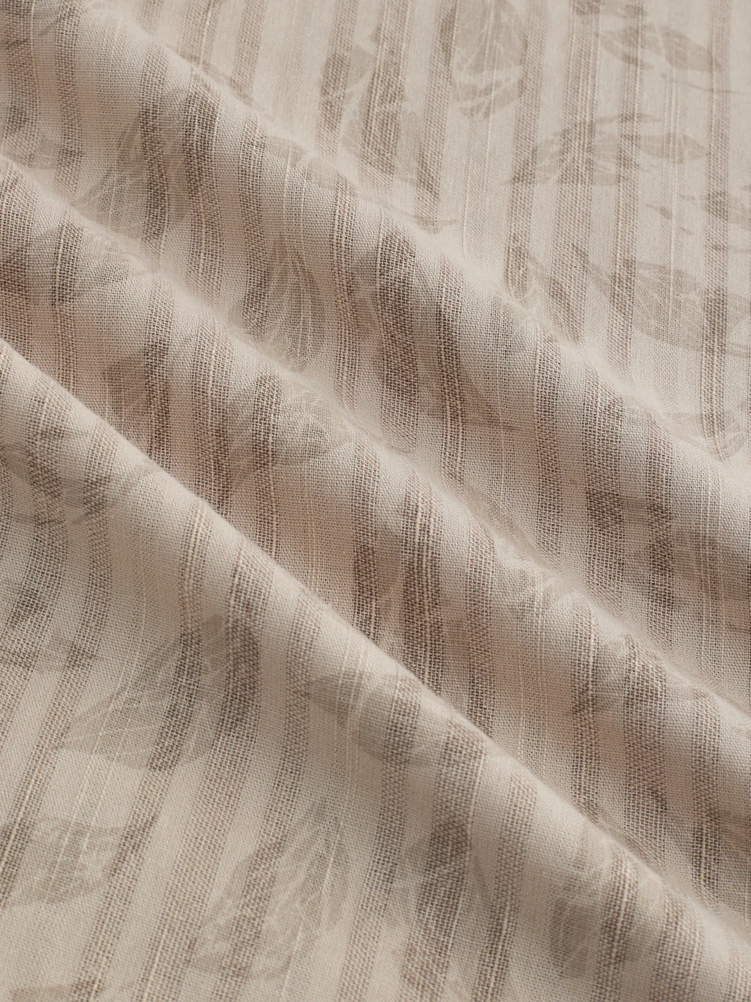 Elegant Beige Leaf Printed Striped Kurta - Image 3