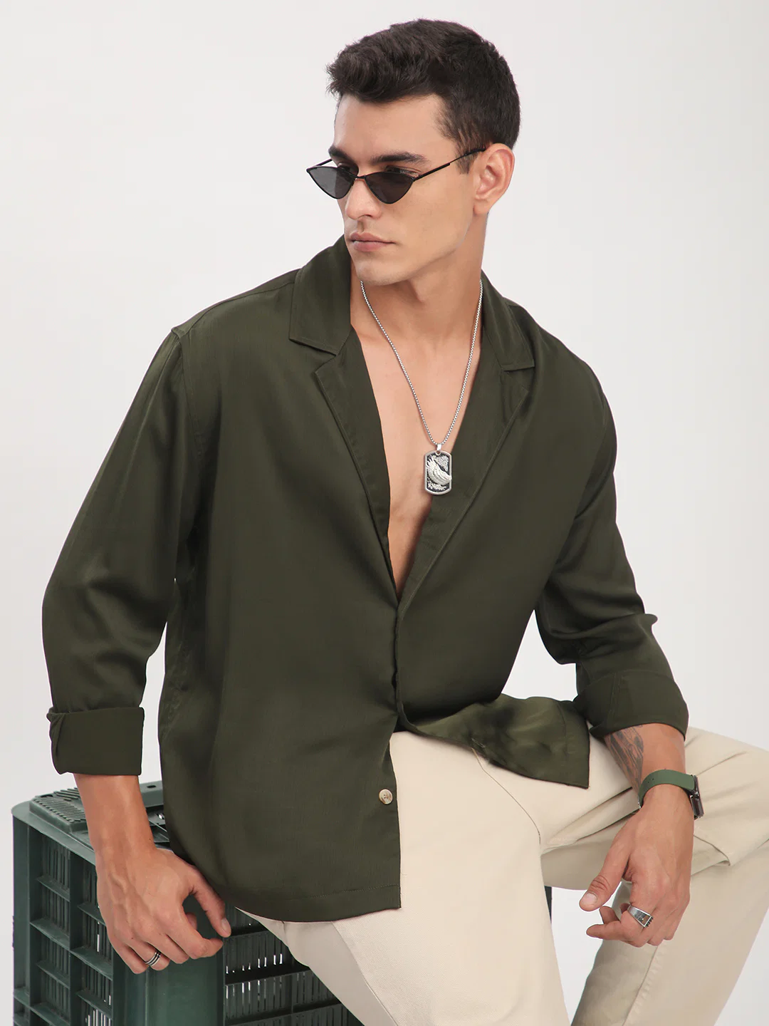 Elegant Green Crinkled Lapel Collar Oversized Shirt - Image 4