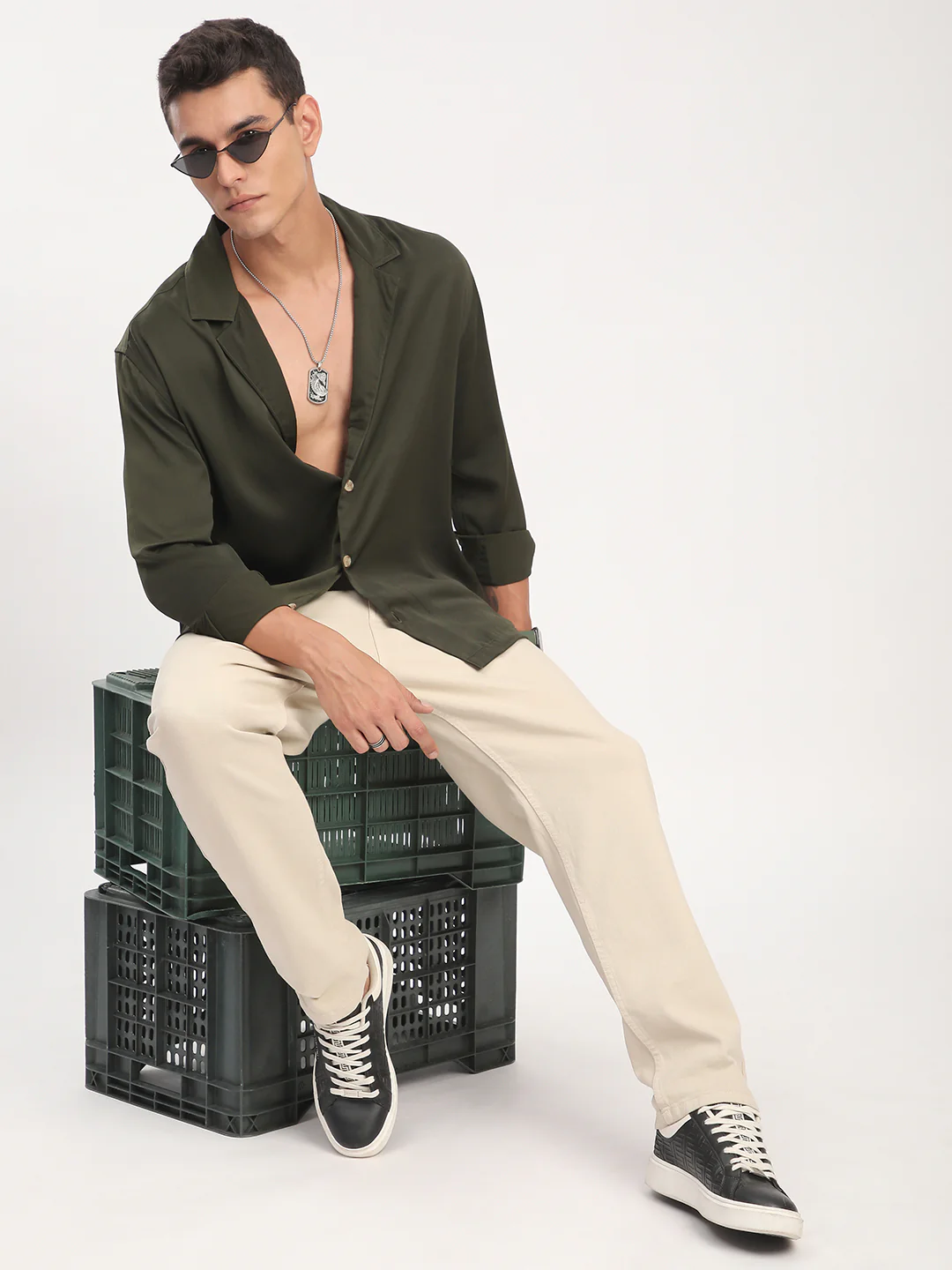 Elegant Green Crinkled Lapel Collar Oversized Shirt - Image 8