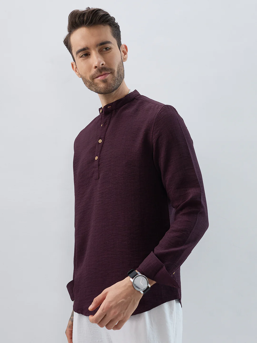 Elegant Slub Textued Plum Kurta - Image 5