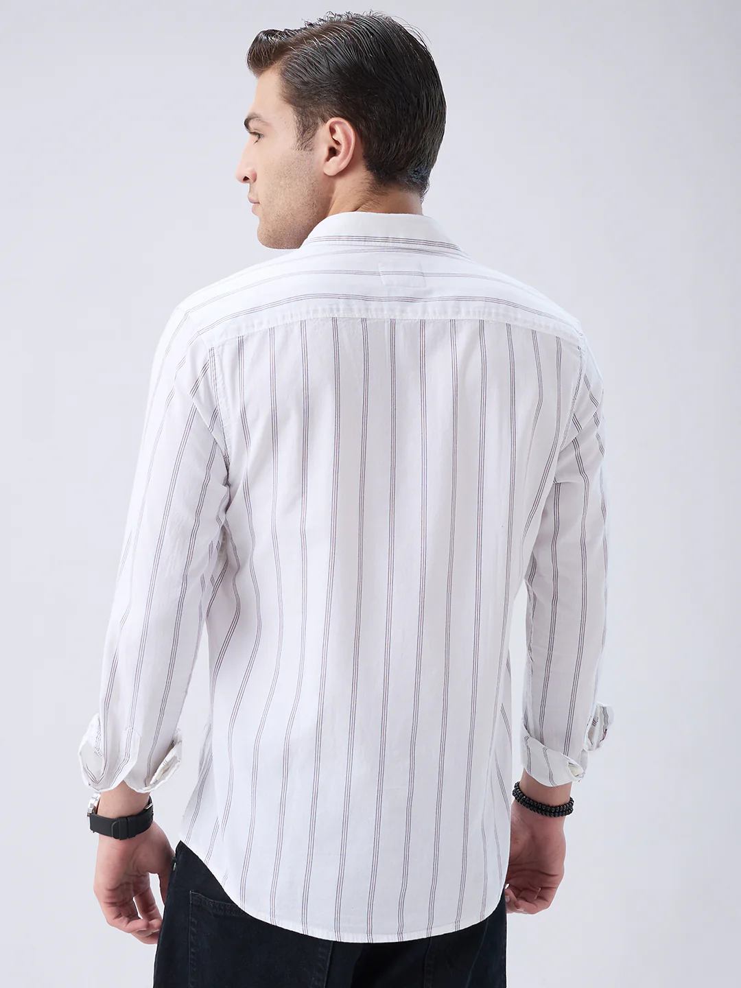 Elegant White Striped Weekend Shirt - Image 6