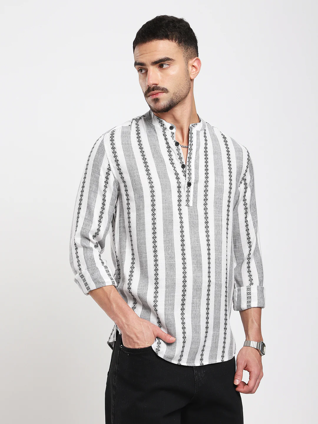Ethnic Lines Handloom Finish Kurta - Image 5