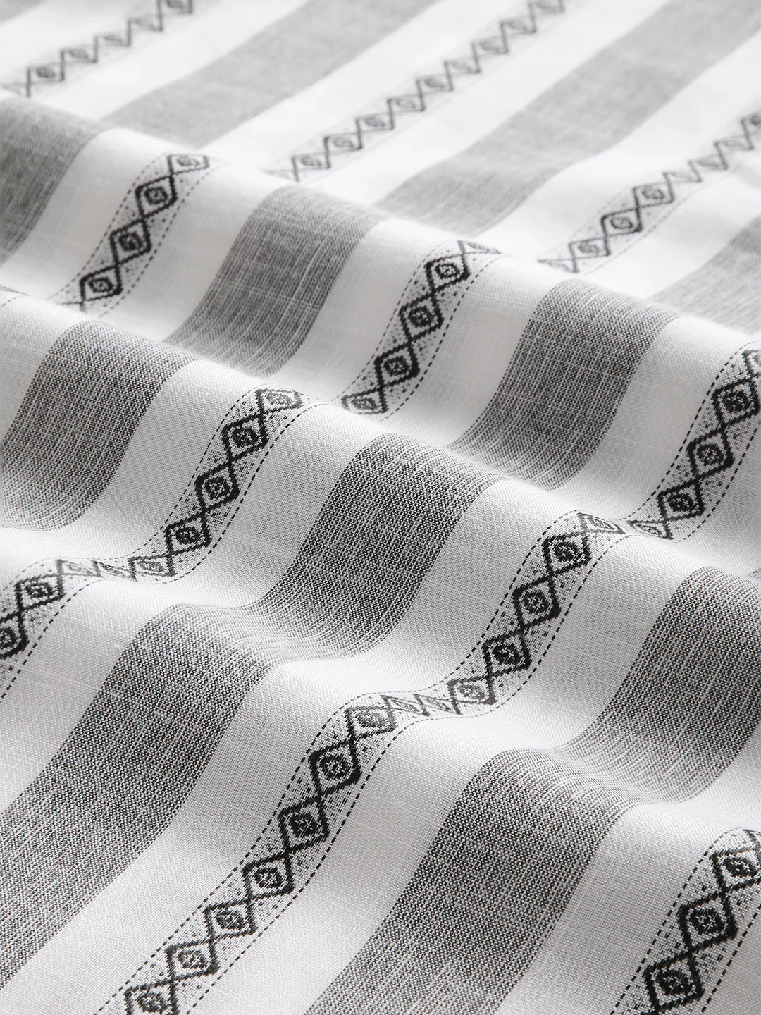 Ethnic Lines Handloom Finish Kurta - Image 8