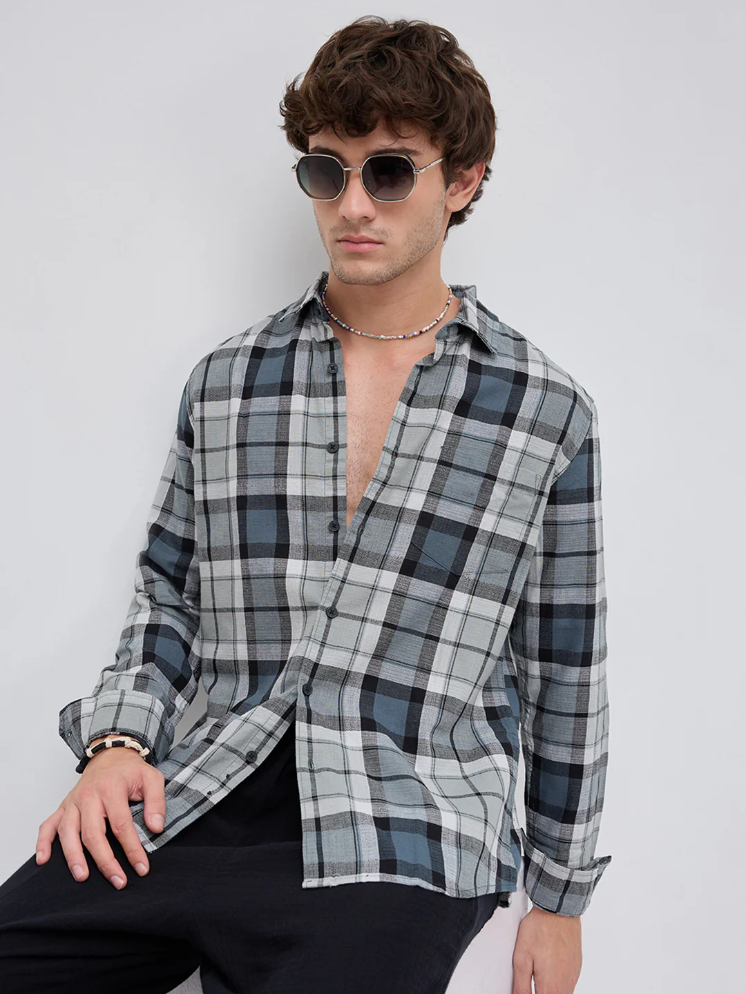 Evergreen Elite Cyber Grid Shirt - Image 4