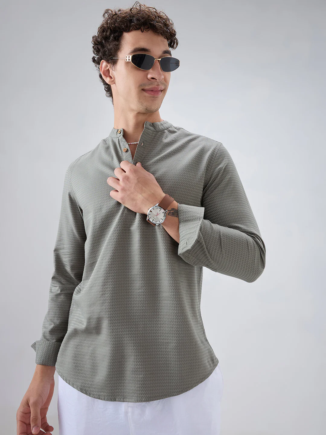 Fossil Grey Wavey Textured Kurta - Image 2