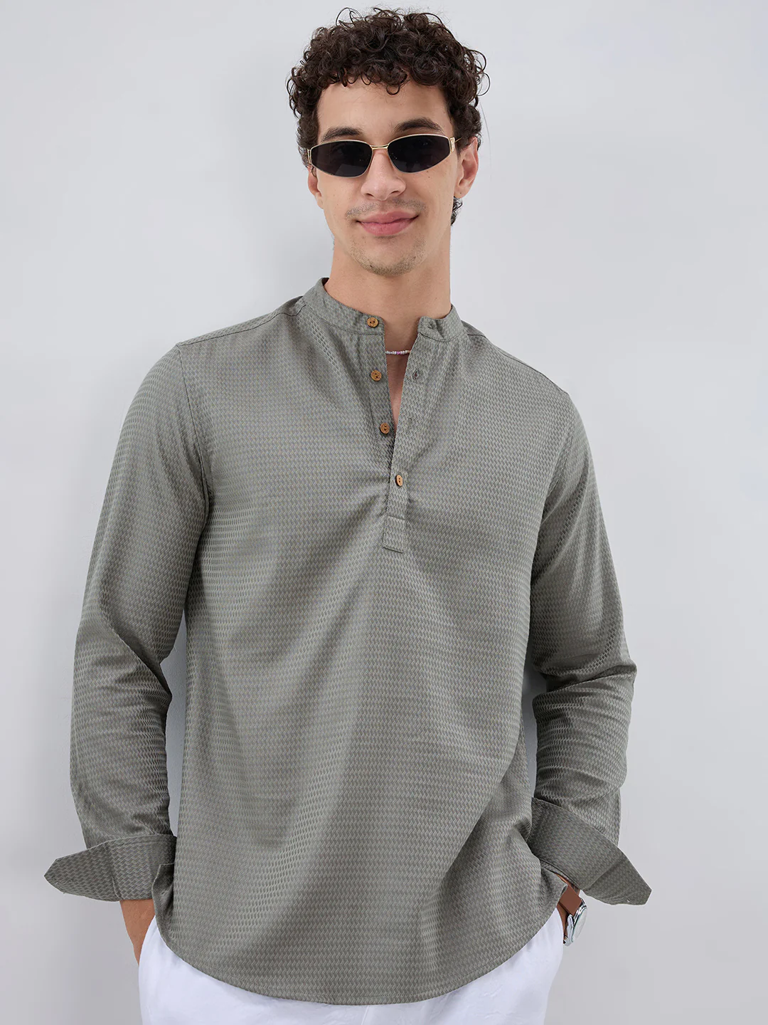 Fossil Grey Wavey Textured Kurta - Image 4