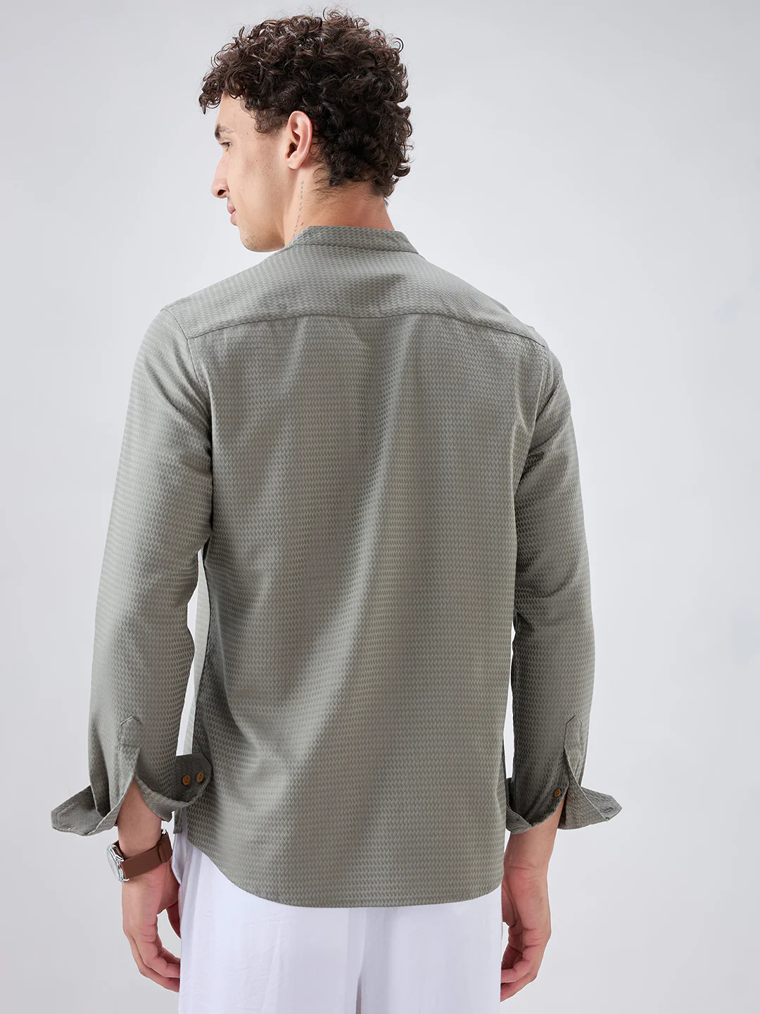 Fossil Grey Wavey Textured Kurta - Image 7