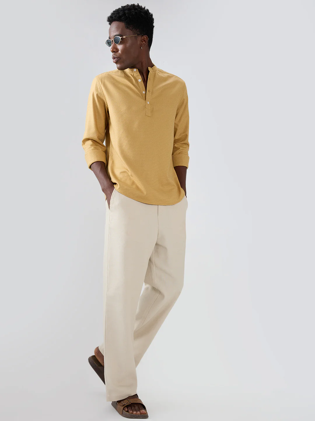 Golden Wavy Textured Kurta - Image 7