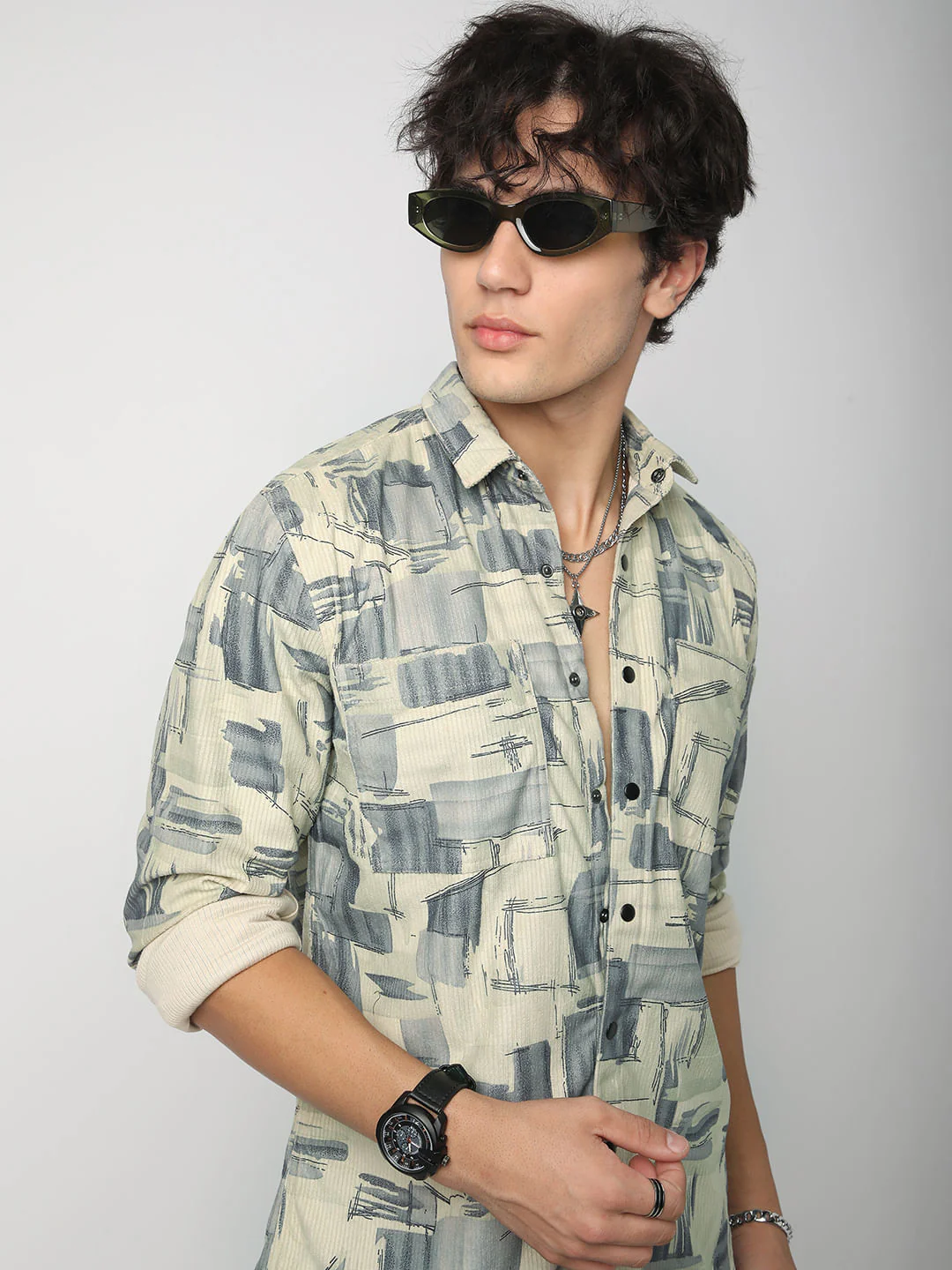 Graffito Green Double Pocket Corduroy Overshirt - Image 5