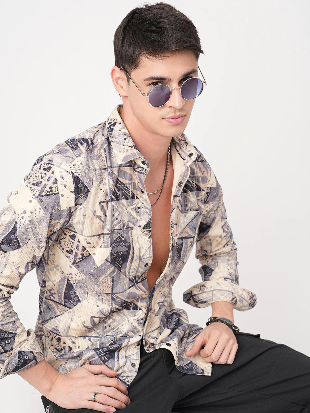 Graffito Grey & Ivory Corduroy Shirt - Image 4