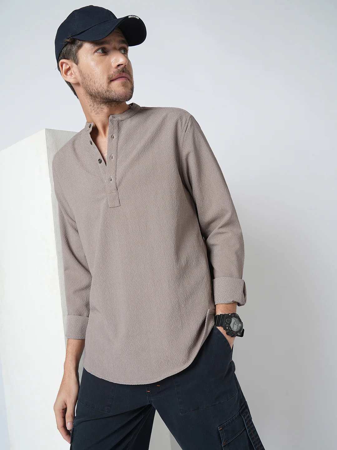 Grey Diamond Weave Textured Kurta - Image 2