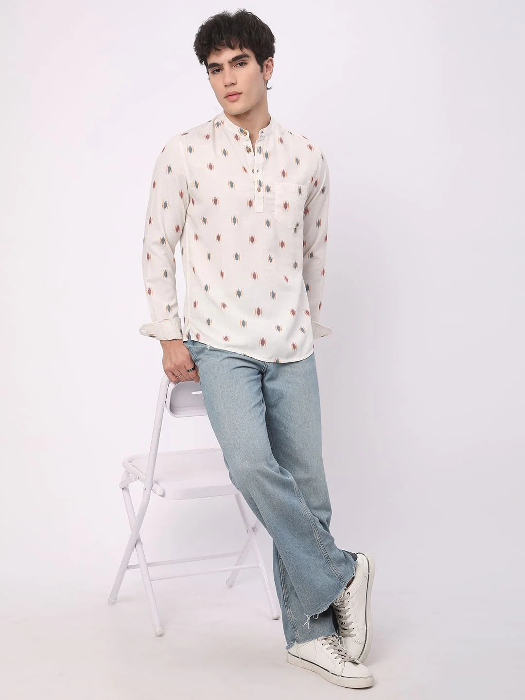 Ivory Ikat Textured Linen Kurta - Image 7
