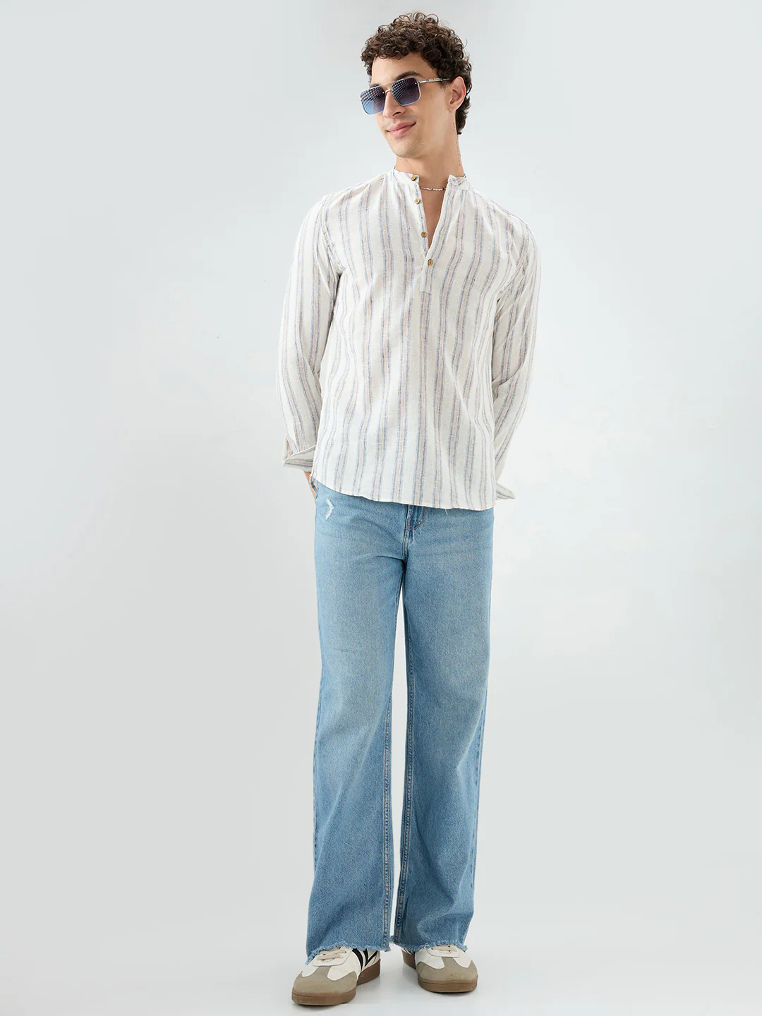 Ivory & Navy Multi-Line Vertical Striped Kurta - Image 8