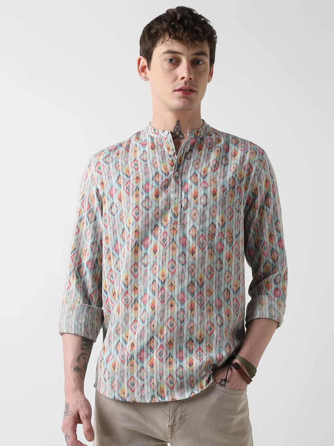 Jazzy Ikat Printed Kurta - Image 5