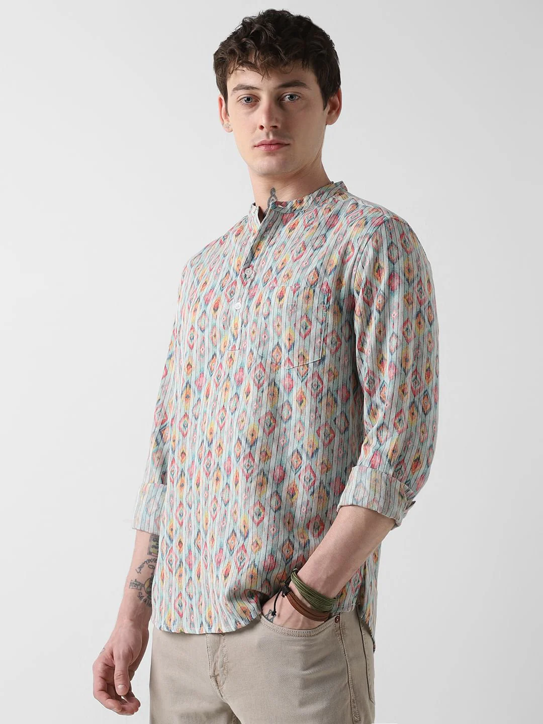 Jazzy Ikat Printed Kurta - Image 6