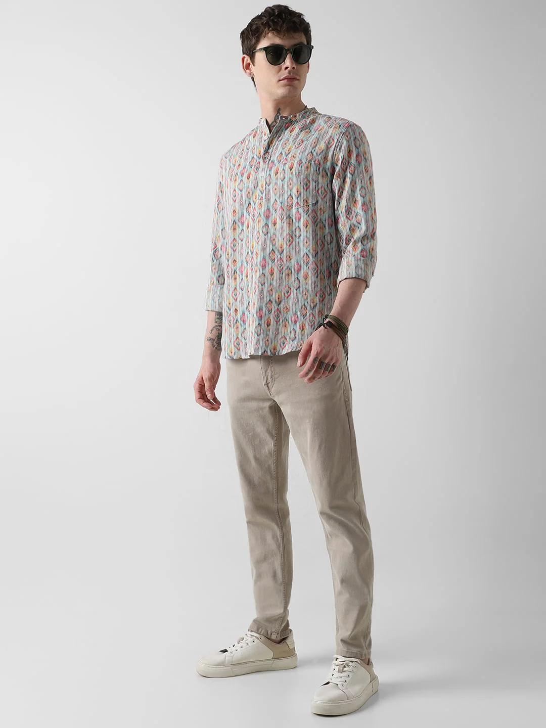 Jazzy Ikat Printed Kurta - Image 8