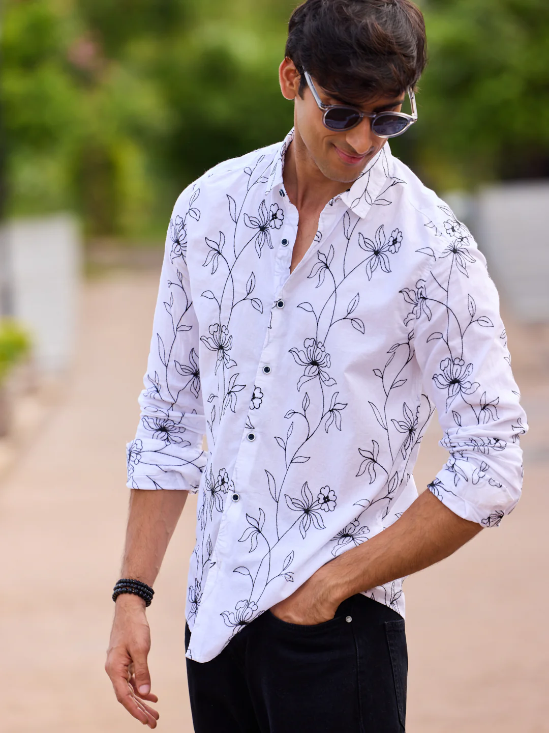 Lucullan Blooming Contrast Embroidered White Shirt - Image 5