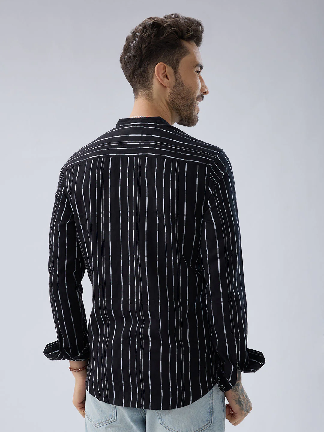 Minimalist Monochrome Vertical Stripes Kurta - Image 8