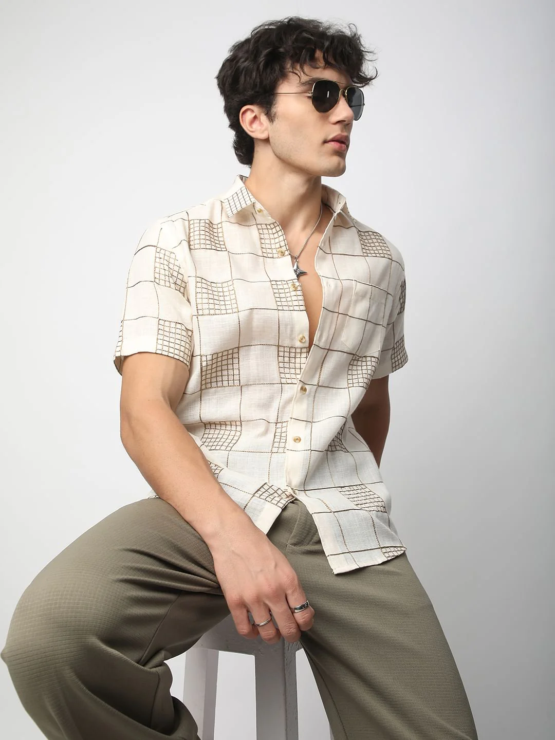 Modish Ivory Square Embroidered Shirt - Image 4