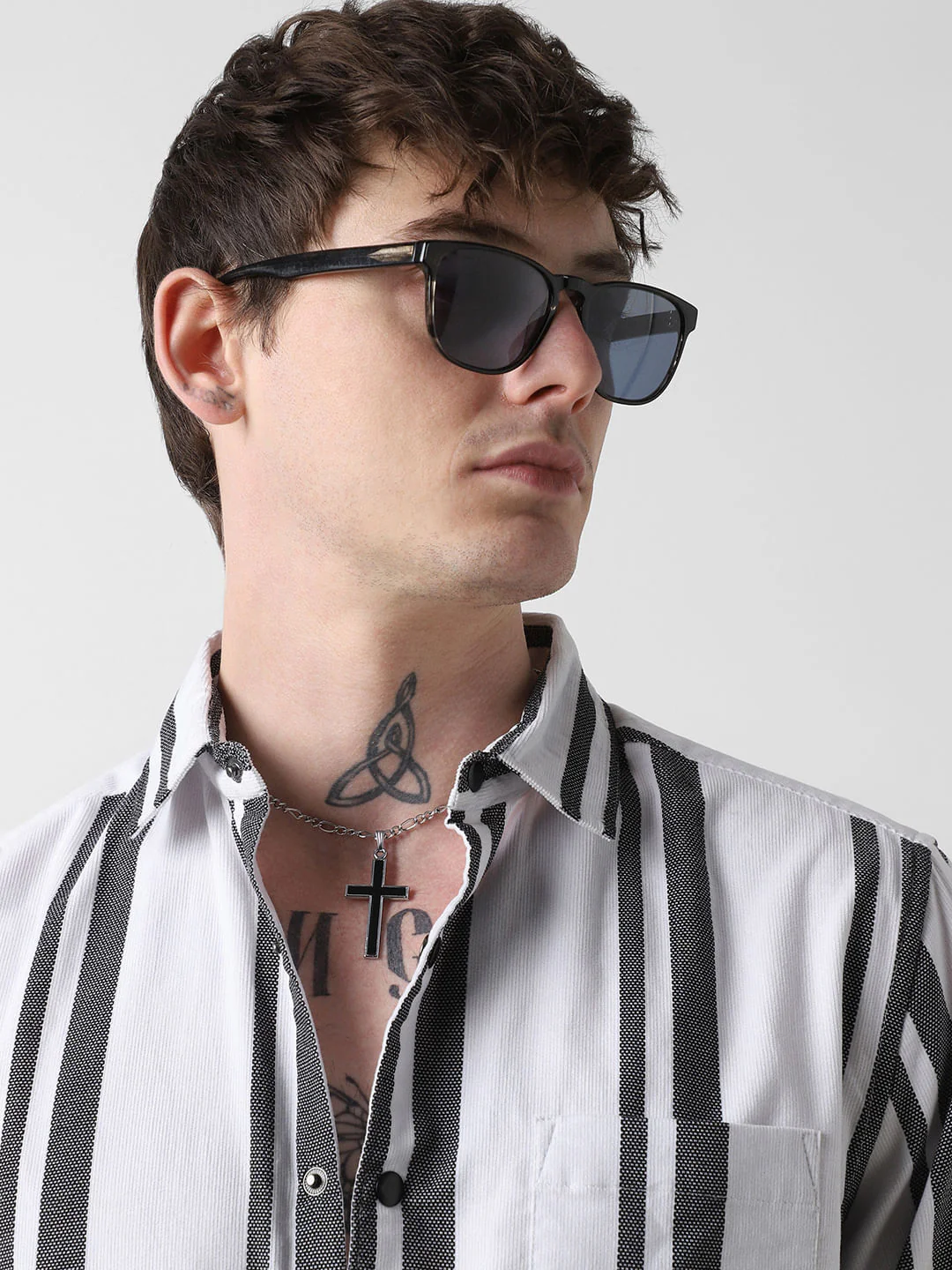 Monochrome Corduroy Striped Shirt - Image 2