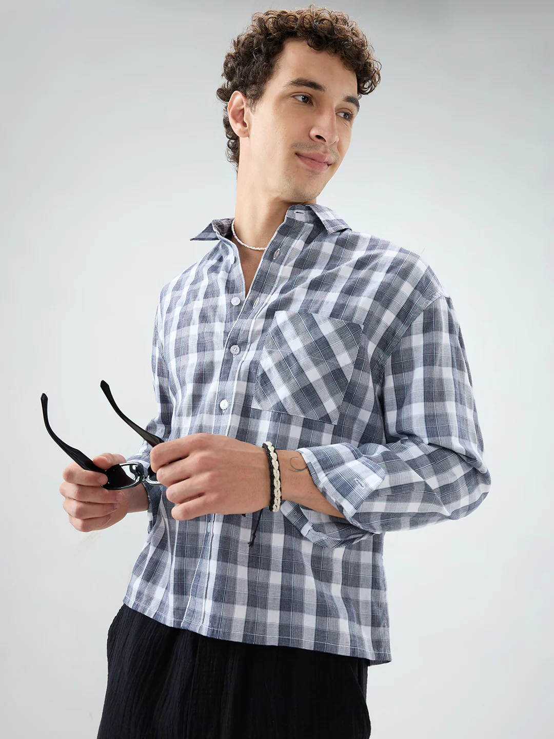 Monochrome Dual Scale Grid Weave Boxy Fit Crop Shirt - Image 4