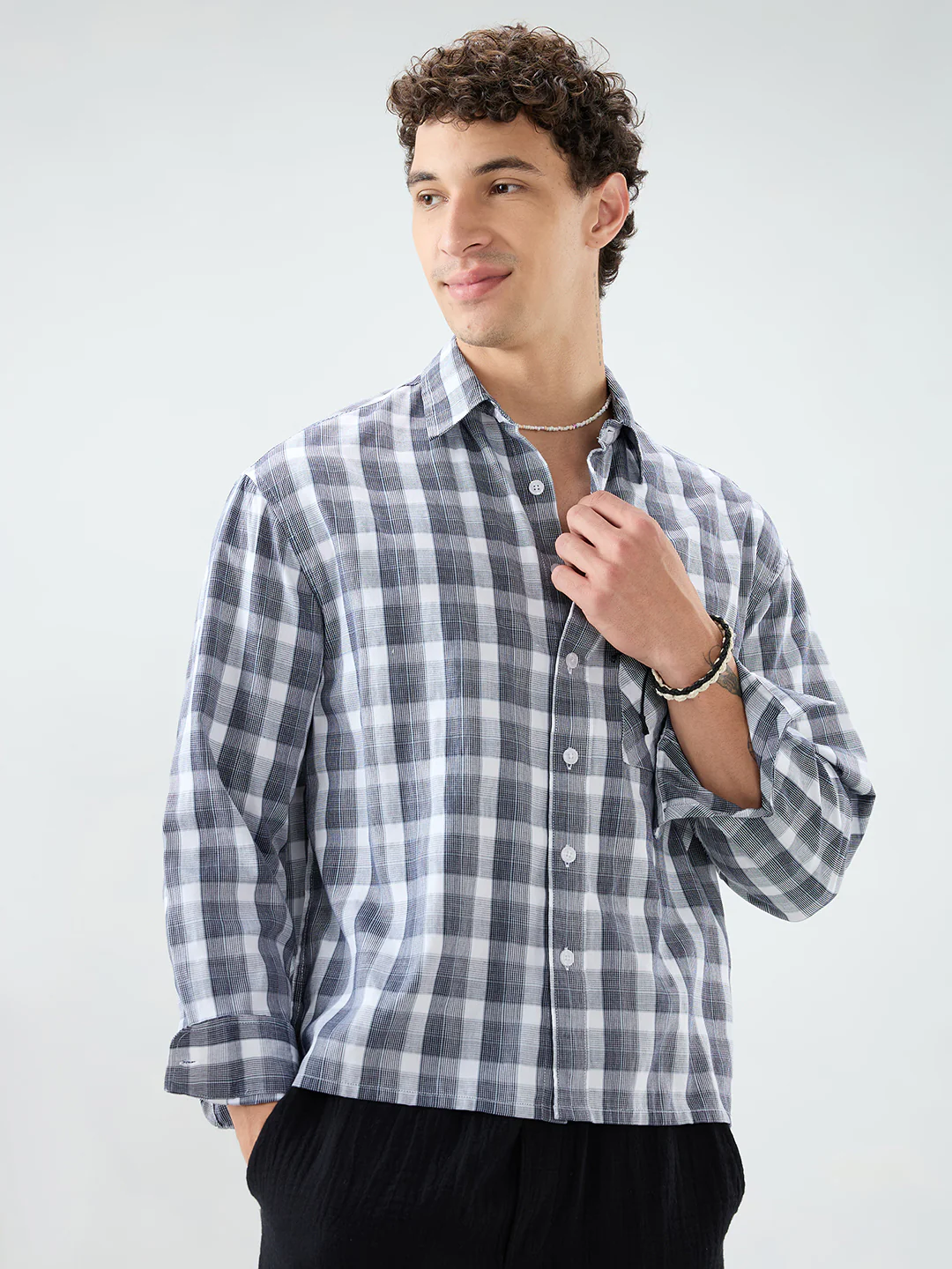 Monochrome Dual Scale Grid Weave Boxy Fit Crop Shirt - Image 5