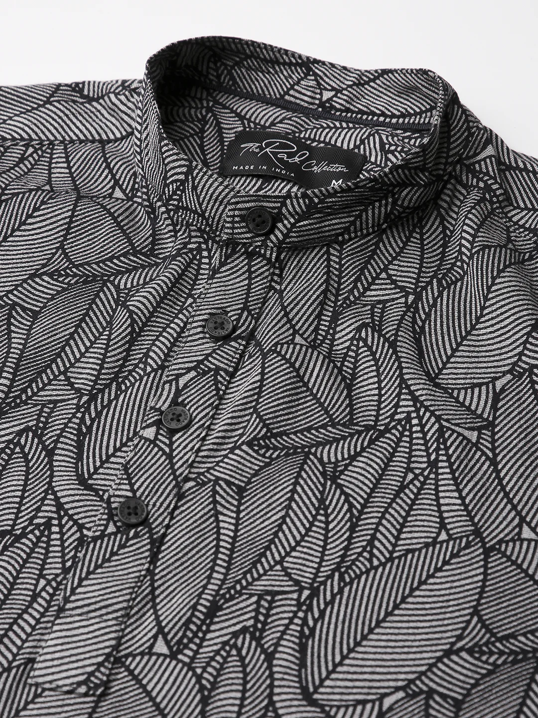 Monochrome Palm Leaf Printed Kurta - Image 3