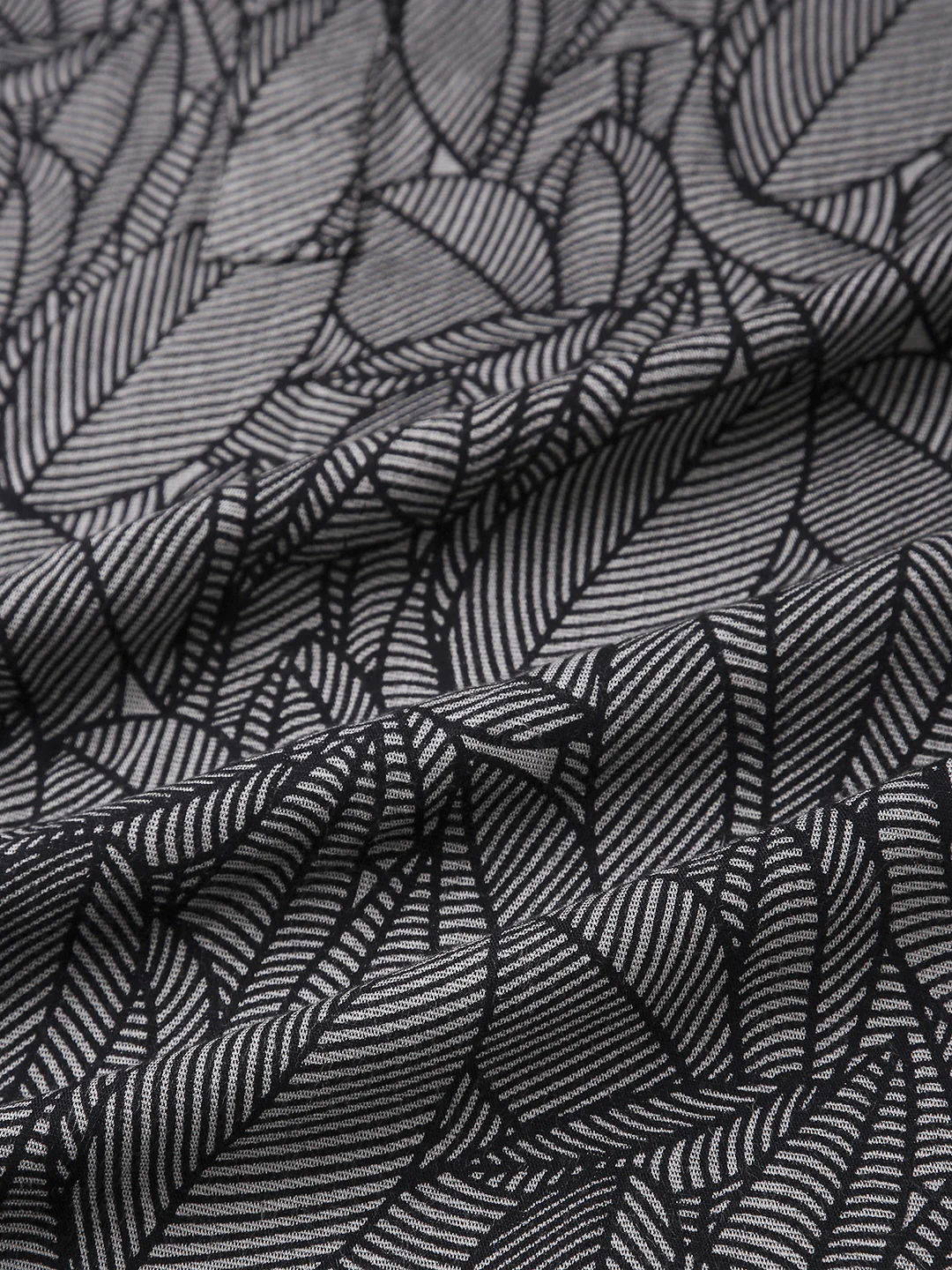 Monochrome Palm Leaf Printed Kurta - Image 8