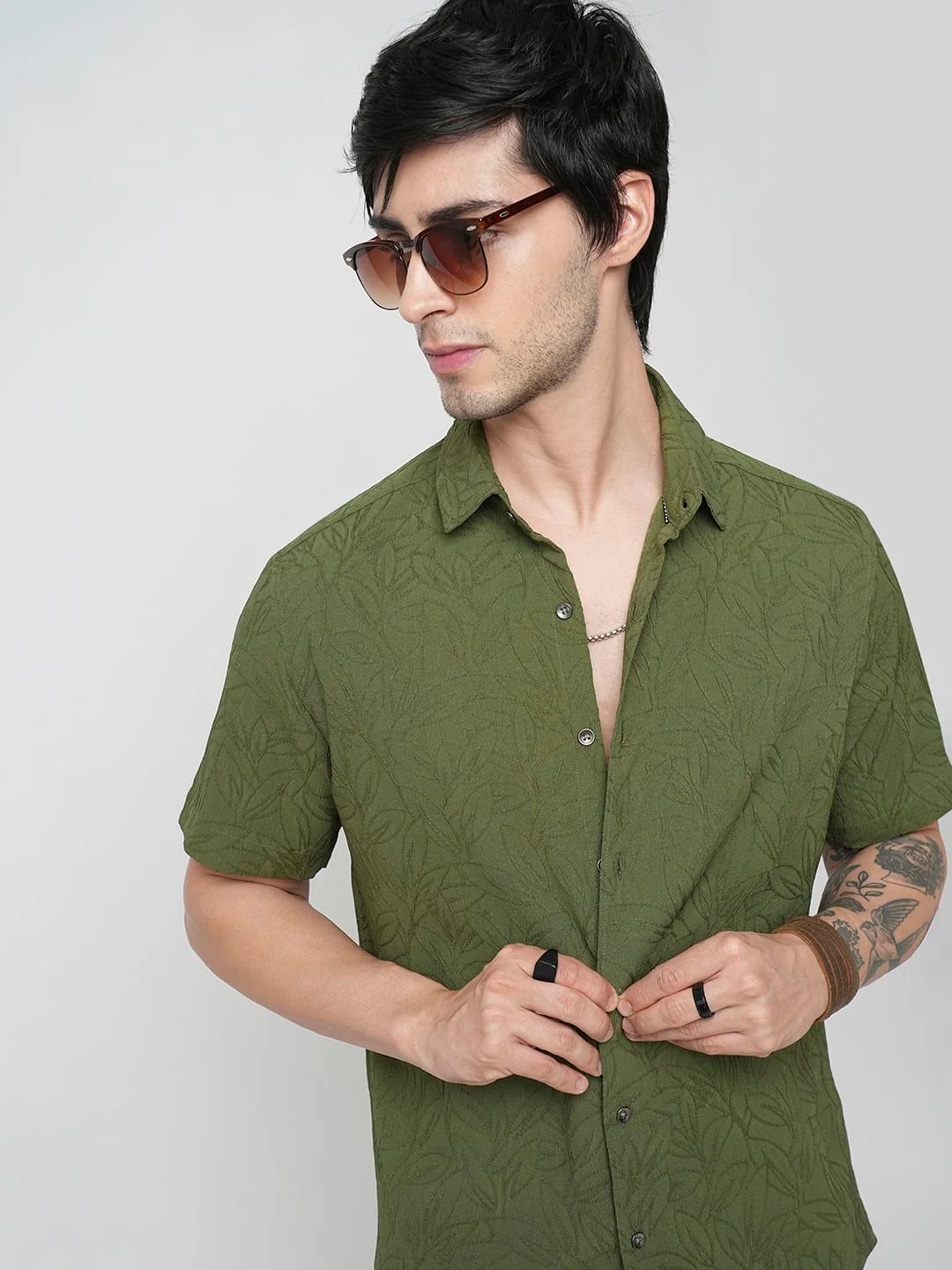 Moss Green Leaf Textured Shirt - Image 2